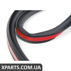 Ущільнювач передніх правих дверей для AUDI Q7 VAG 4L0837912