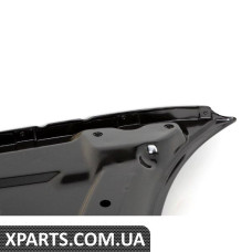 капот BMW 41617180228