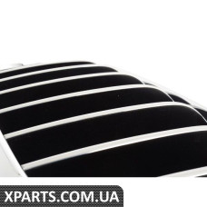 Передняя решетка - справа BMW 51137316062