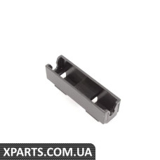 Кронштейн кріплення троса замка капота VAG 5N0823411A