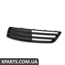 решітка радіатора - чорний сатин - лівий VAG 8P0807681G9B9