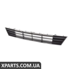 Гриль, повітрозабірник, центр BMW 51117331724