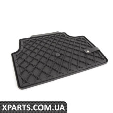 Килимки для фабрики Essentials в задній частині салону, чорні BMW 51472358056