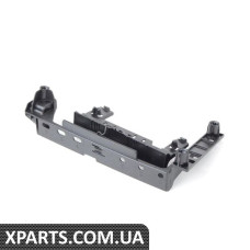 USB Hub Bracket VAG 561035640