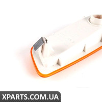 Передний боковой маркер - справа VAG 8P4945072