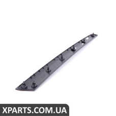 Гарнір мовляв Mercedes Benz 20772022222A02