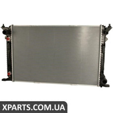 Радіатор (SQ5 Q5 A4 A5 S4 S5 Macan) VAG 8K0121251AA