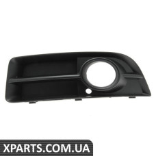 Решітка протитуманної фари (A3 8P, ліва) VAG 8P4807681F