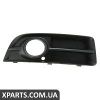 Решітка протитуманної фари (A3 8P, права) VAG 8P4807682F