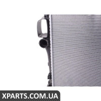 радіатор Mercedes Benz 2215002603