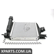 Радіатор інтеркулера 1,5dci Captur, Clio IV Renault 144961381R