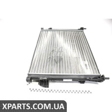Радіатор охолодження TRAFIC Renault 8200073817