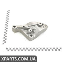 Кронштейн двигуна правий 2.0dci Trafic II, Vivaro A 2010-2014 Renault 8200818975