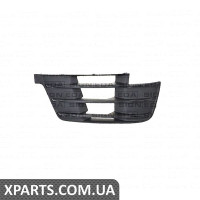 РЕШИТКА В БАМПЕР Signeda PAD99078CAR (аналог для 4M0807682D)