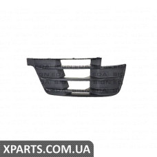 РЕШИТКА В БАМПЕР Signeda PAD99078CAR (аналог для 4M0807682D)