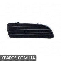 РЕШИТКА В БАМПЕР Signeda PTY99035CAR (аналог для 8148112040)