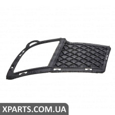 РЕШИТКА В БАМПЕР Signeda PKA99027CAR (аналог для 865641M010)