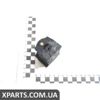 Втулка стабілізатора TOYOTA 4881860040