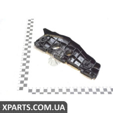Кріплення переднього бампера лівий TOYOTA 5211612390