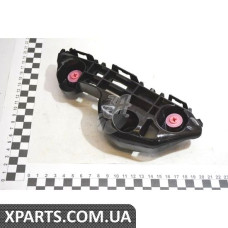Кріплення переднього бампера TOYOTA 5253533060
