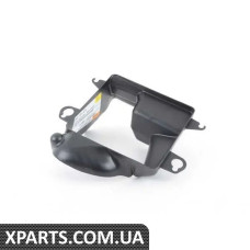 8V0121674 VAG Дополнительный воздуховод радиатора — передний правый