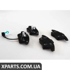 8J0698151C VAG Комплект передніх гальмівних колодок
