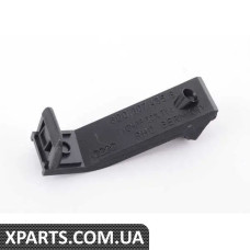 8D0807435B VAG Задній утримуючий затискач обшивки - правий - (БІЛЬШ НЕДОСТУПНИЙ)