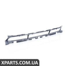 8K0807647B VAG Нижня решітка радіатора Competition S-Line у ​​зборі — посередині