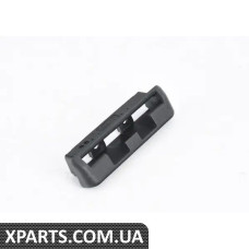 8K5861790A4PK VAG Підйомний кронштейн заднього сонцезахисного козирка - права сторона