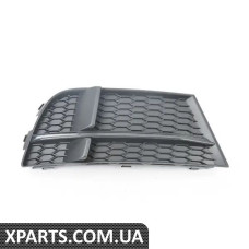 8V3807682NESM VAG Нижня решітка бампера - Satin Black/Dark Chrome - справа