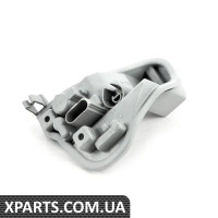 8K9945257A VAG Держатель лампы — левый внешний