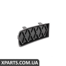 8E0807078B VAG DTM Грати бокового дефлектора бампера - права