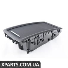 3C8885977D9B9 VAG Речова скринька на задньому сидінні — чорний Satin