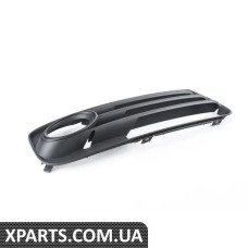 8J0807682J3FZ VAG Решітка протитуманних фар - права - матово-чорна