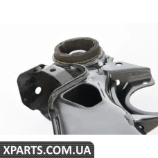 8E0399313BJ VAG Передній підрамник