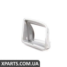 1C0943137 VAG Рамка освітлення номерного знака – ліва сторона