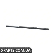 1J4837472BB41 VAG Ущільнювач паза переднього вікна - правий