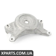 8R0412392A VAG Кронштейн передньої верхньої підвіски - правий