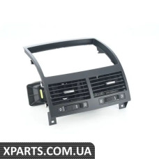 7L6819727AH3X1 VAG Вентиляційний отвір панелі приладів - чорний