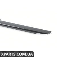 8K0853283NT94 VAG Нижній молдинг переднього вікна - лівий - глянсовий чорний