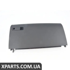 7L6857101P75R VAG Кришка ящика рукавички - антрацит