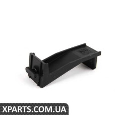 8D0807435A VAG Задній утримуючий затискач обшивки - центральний - (БІЛЬШ НЕДОСТУПНИЙ)