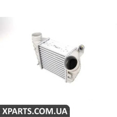 8L9145806B VAG Охолоджувач наддувного повітря - правий