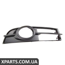 4F0807682D01C VAG Решітка протитуманних фар - права