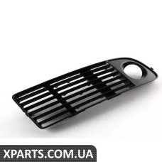 4B0807682E3FZ VAG Грати протитуманних фар — Satin Black — Right — (БІЛЬШ НЕ ПРОДАЄТЬСЯ)