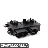 8E0959748A VAG Перемикач регулювання сидіння з електроприводом - правий