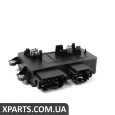 8E0959748A VAG Перемикач регулювання сидіння з електроприводом - правий