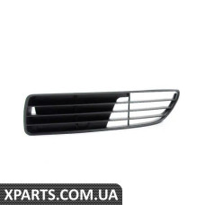 8D0807345A3FZ VAG Нижня решітка - ліва