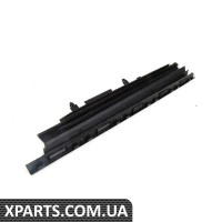 8D9877781A01C VAG Багажник люка - лівий