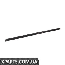 8D0853966B VAG B5 S4 Нижня гумова обшивка дверей - права передня